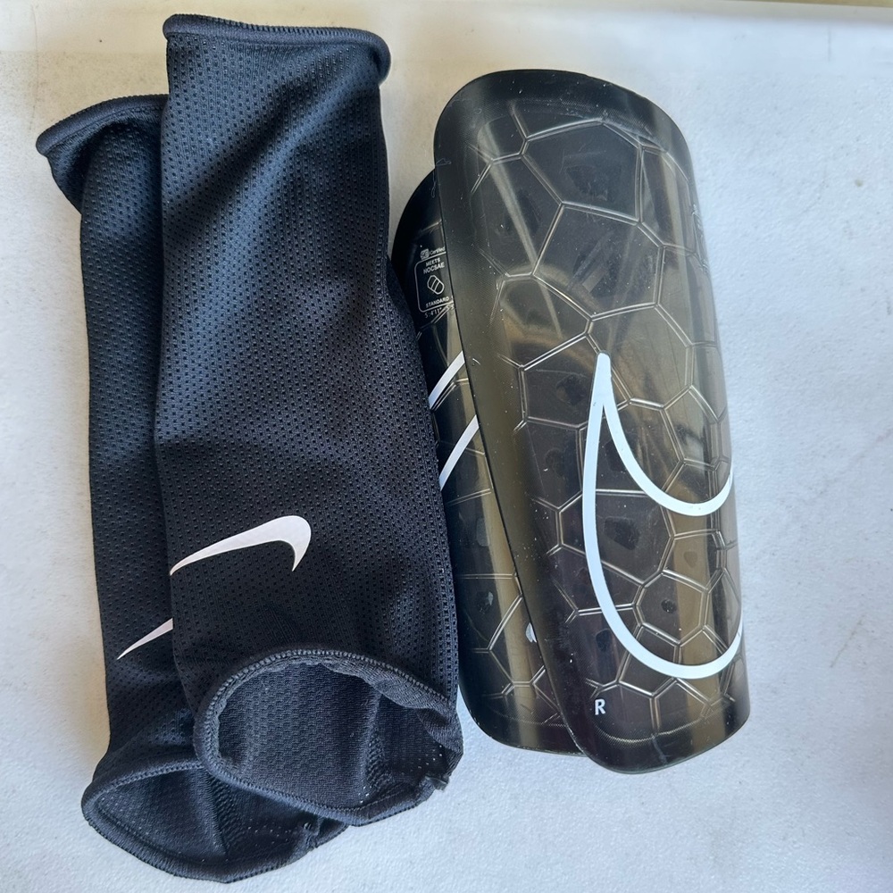 Soccer shinguards
